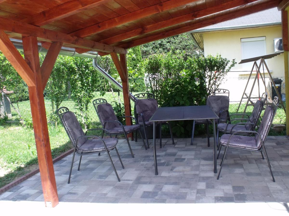 Jazmin Apartman ザラカロシュ エクステリア 写真