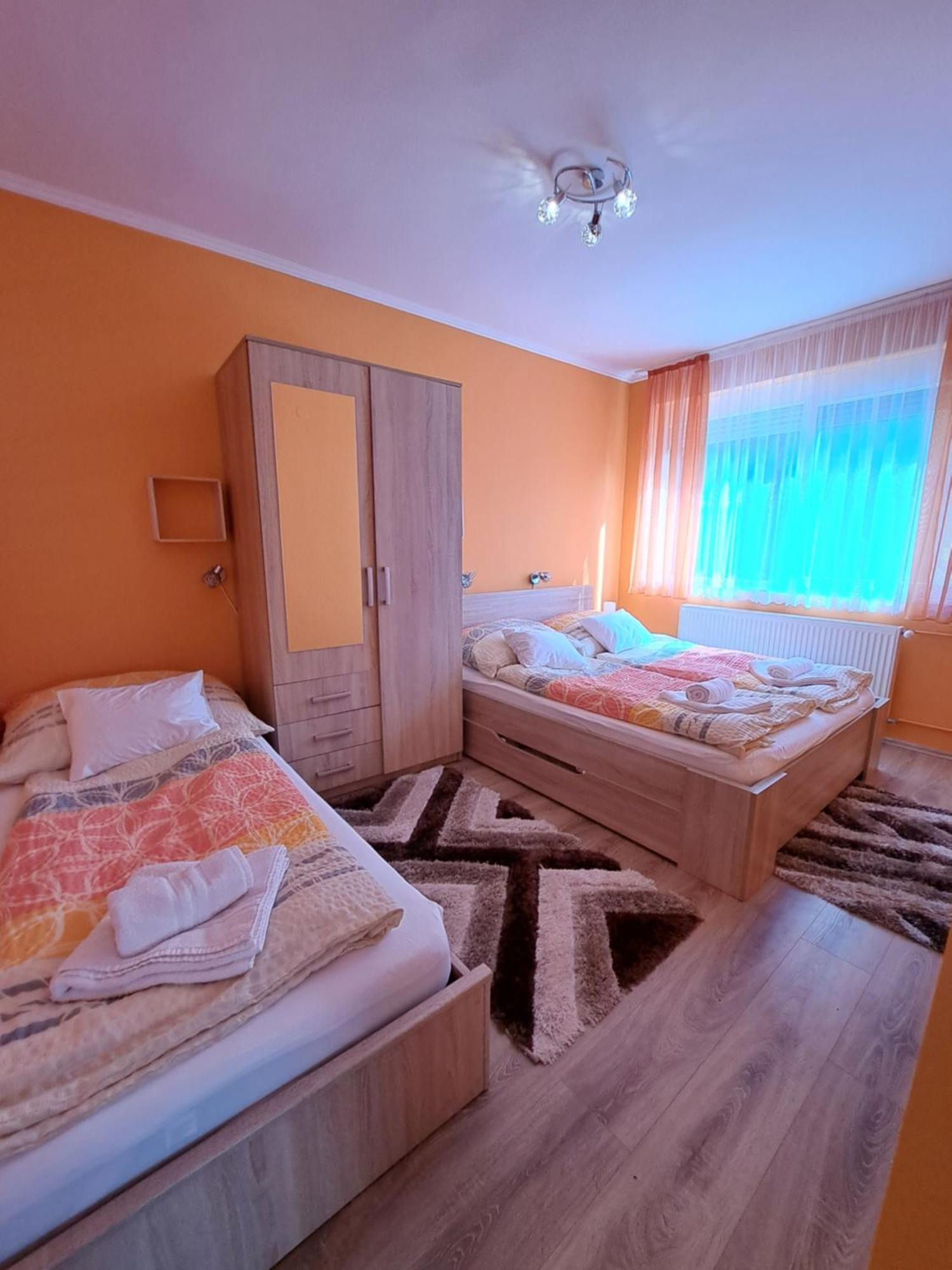 Jazmin Apartman ザラカロシュ エクステリア 写真