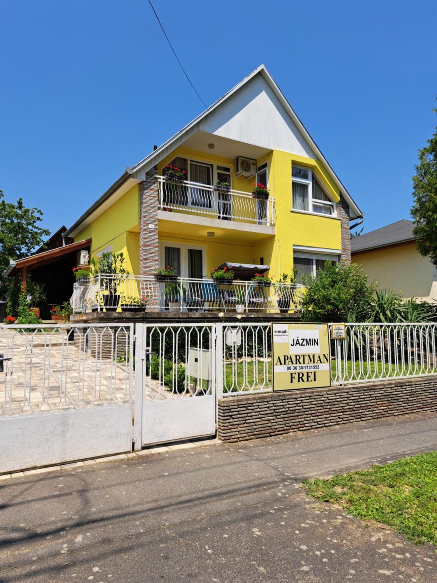 Jazmin Apartman ザラカロシュ エクステリア 写真