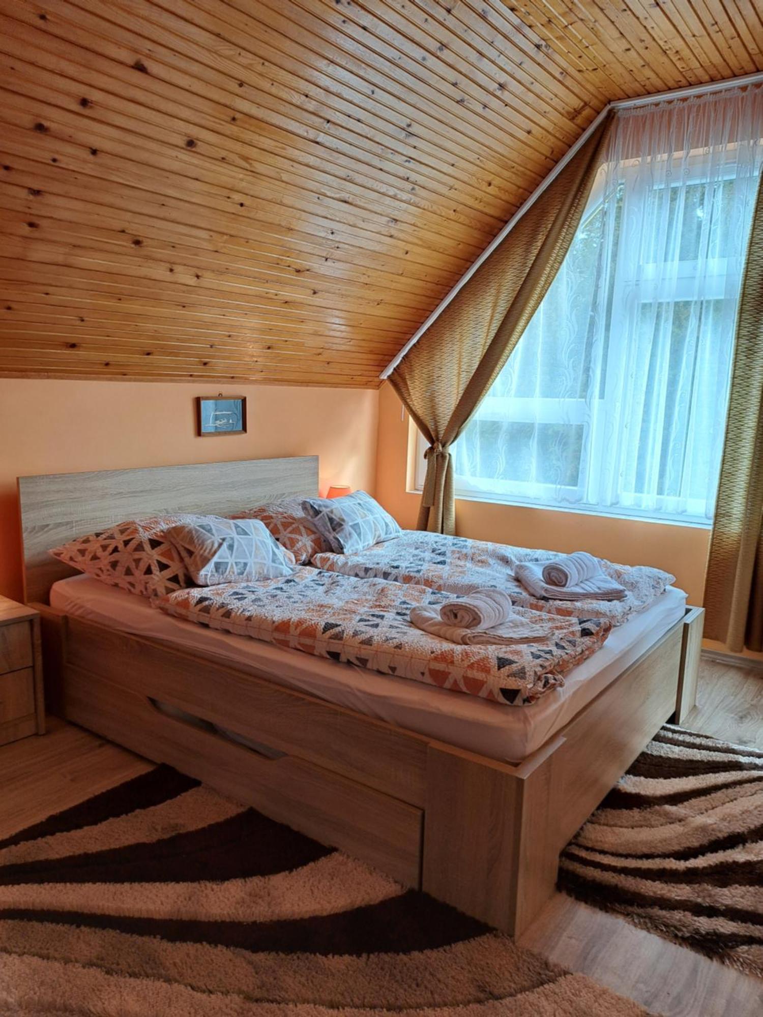 Jazmin Apartman ザラカロシュ エクステリア 写真