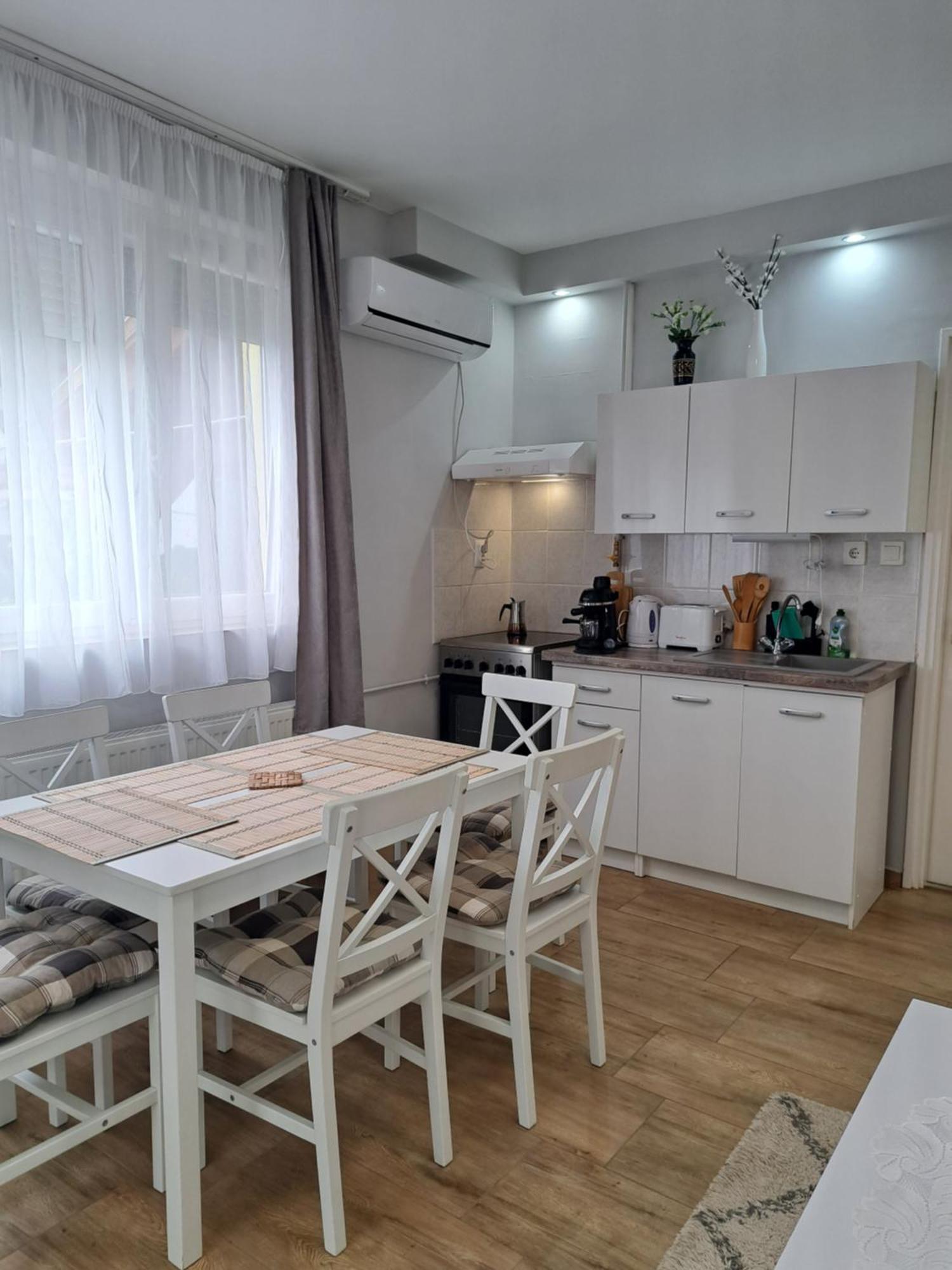 Jazmin Apartman ザラカロシュ エクステリア 写真